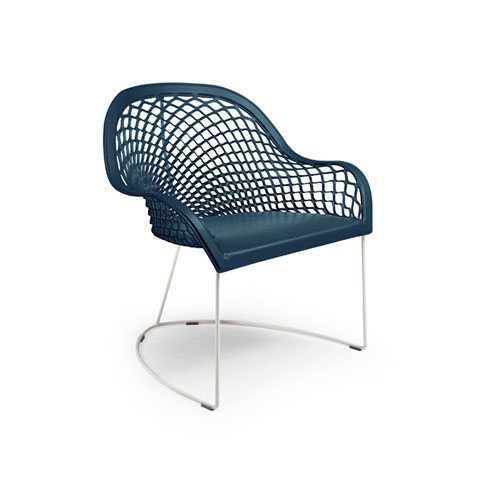 Produkt w kategorii: Krzesła na płozach, nazwa produktu: Fotel Guapa MIDJ, skóra naturalna, design