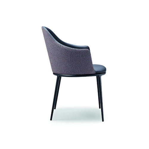 Produkt w kategorii: Krzesła tapicerowane, nazwa produktu: Krzesło Lea P M TS MIDJ elegancja